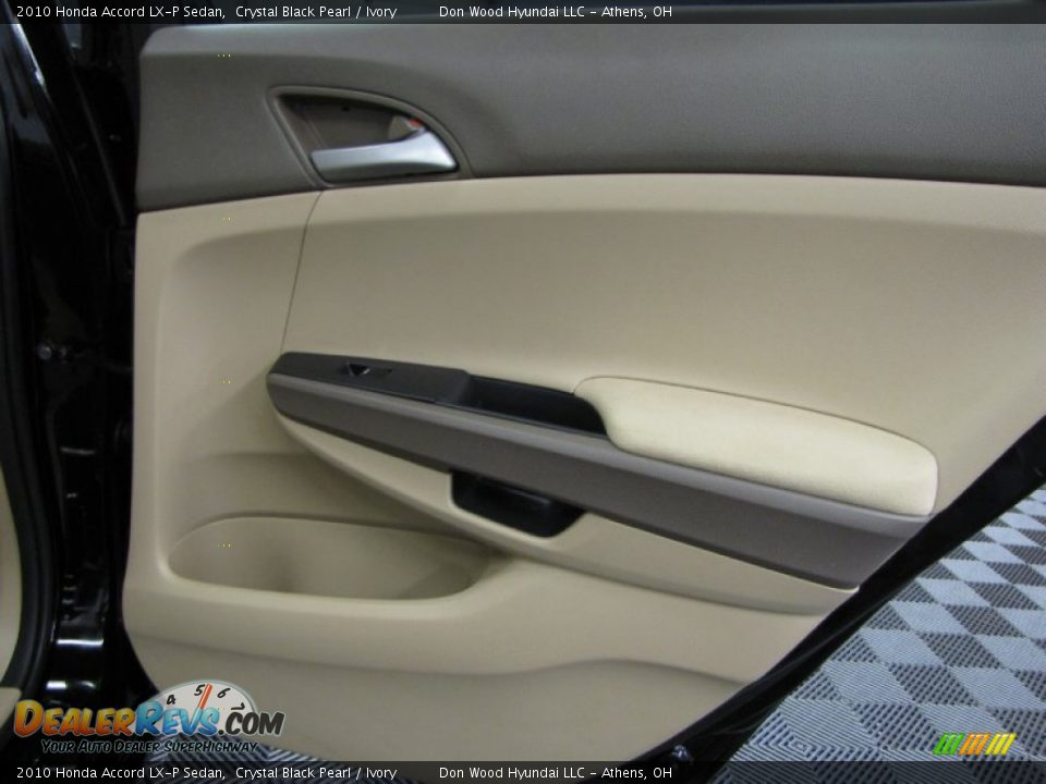 2010 Honda Accord LX-P Sedan Crystal Black Pearl / Ivory Photo #13