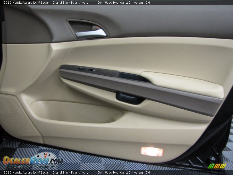 2010 Honda Accord LX-P Sedan Crystal Black Pearl / Ivory Photo #14