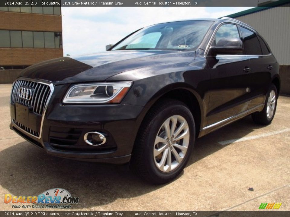 Front 3/4 View of 2014 Audi Q5 2.0 TFSI quattro Photo #5