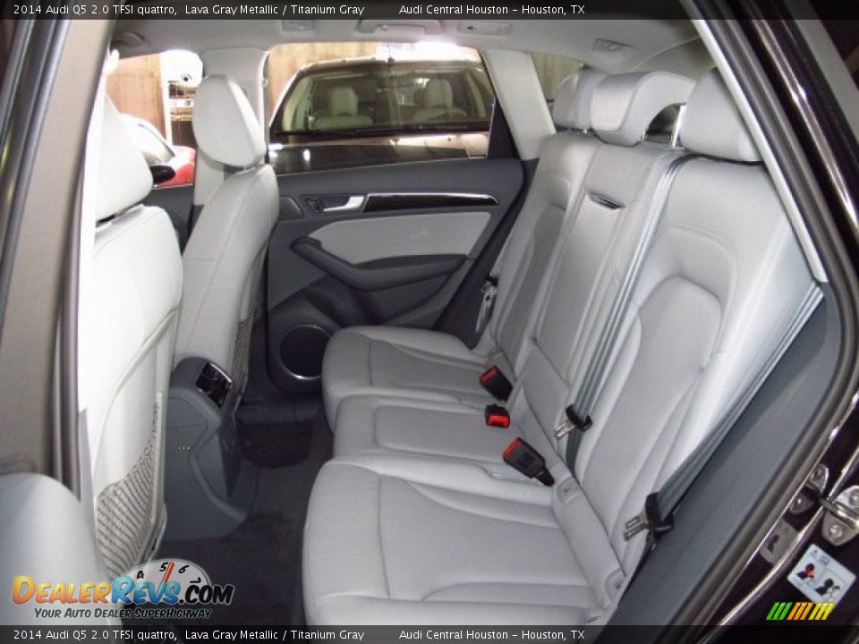 Rear Seat of 2014 Audi Q5 2.0 TFSI quattro Photo #14