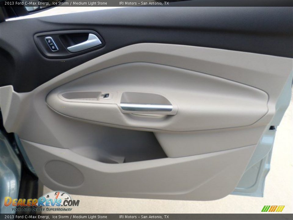 Door Panel of 2013 Ford C-Max Energi Photo #10