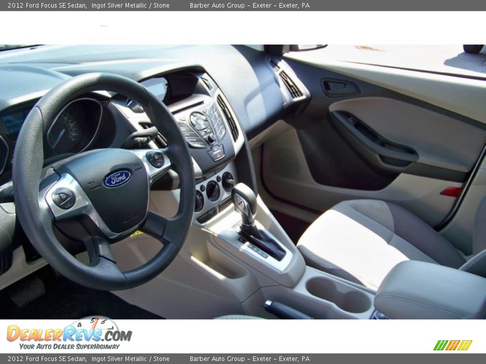 2012 Ford Focus SE Sedan Ingot Silver Metallic / Stone Photo #13