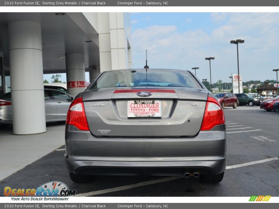 2010 Ford Fusion SE Sterling Grey Metallic / Charcoal Black Photo #4