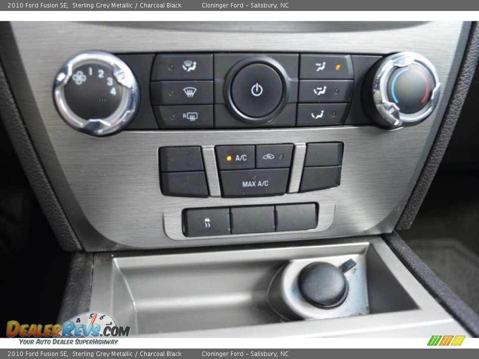 2010 Ford Fusion SE Sterling Grey Metallic / Charcoal Black Photo #18