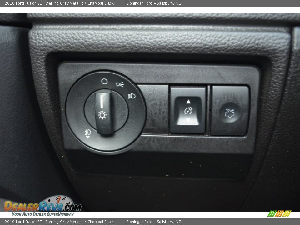 2010 Ford Fusion SE Sterling Grey Metallic / Charcoal Black Photo #21