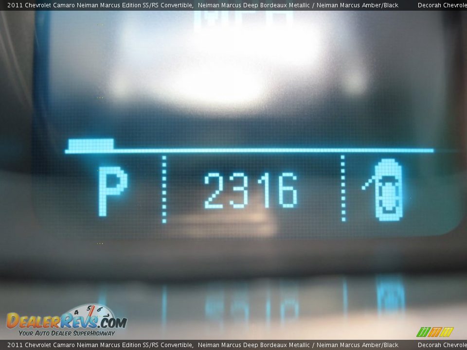 2011 Chevrolet Camaro Neiman Marcus Edition SS/RS Convertible Neiman Marcus Deep Bordeaux Metallic / Neiman Marcus Amber/Black Photo #20