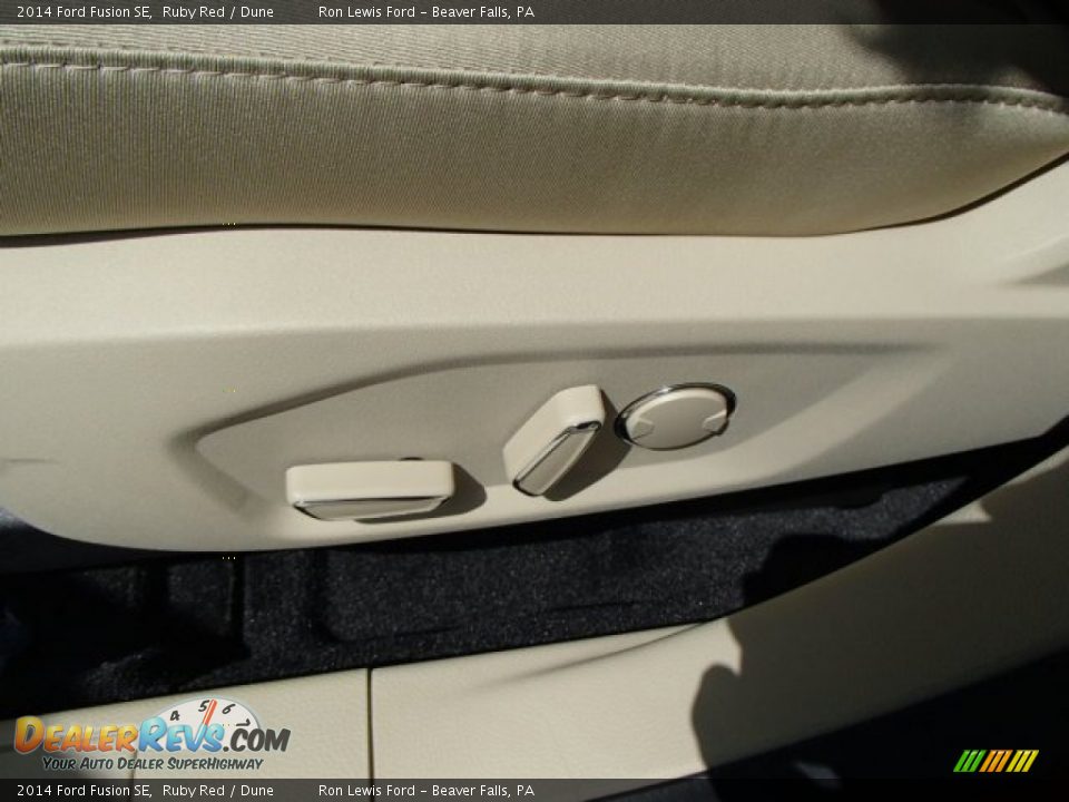 2014 Ford Fusion SE Ruby Red / Dune Photo #15