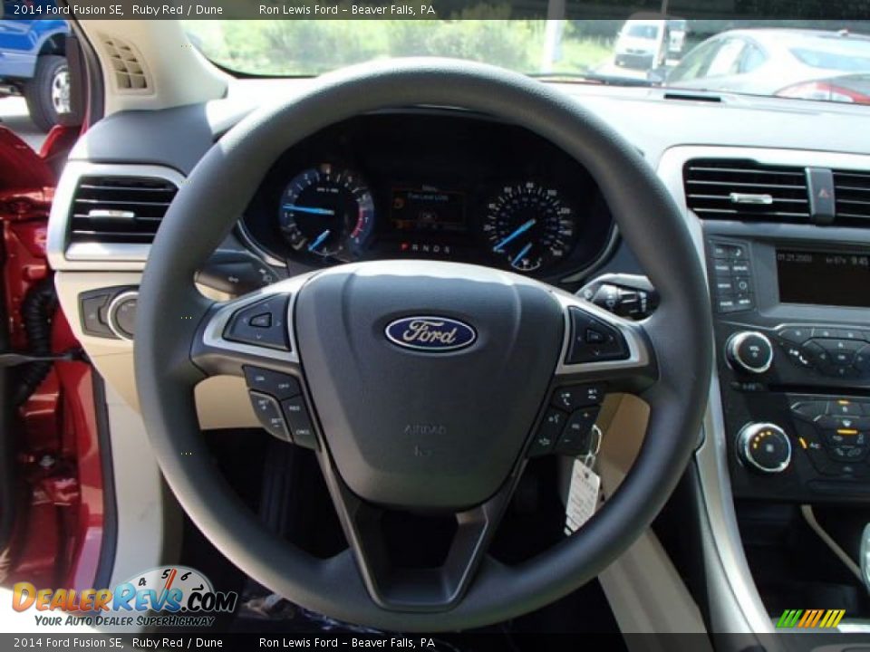 2014 Ford Fusion SE Ruby Red / Dune Photo #18