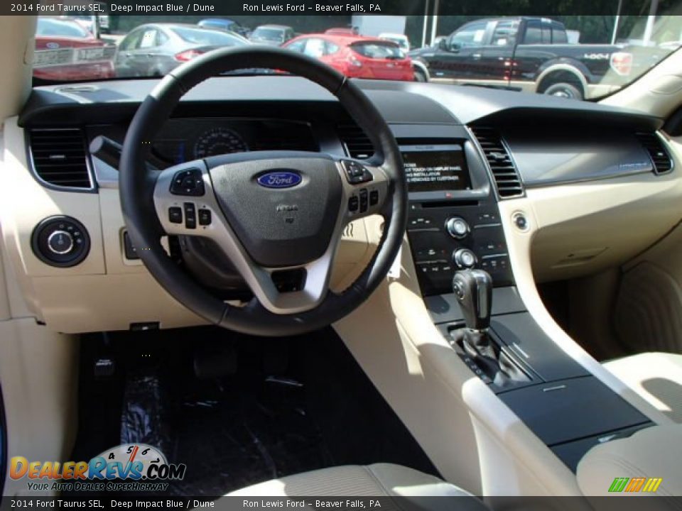 Dashboard of 2014 Ford Taurus SEL Photo #12