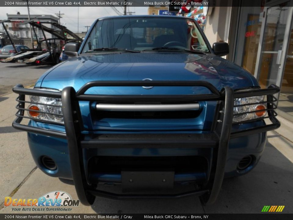 2004 Nissan Frontier XE V6 Crew Cab 4x4 Electric Blue Metallic / Gray Photo #2