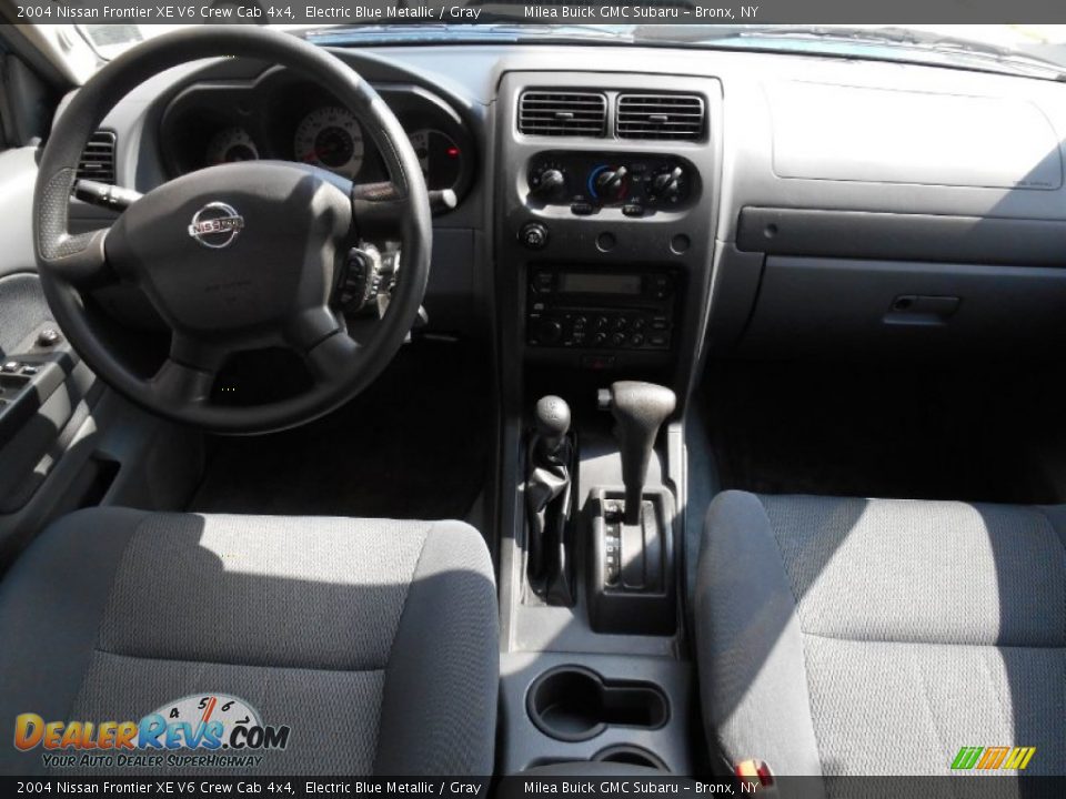 2004 Nissan Frontier XE V6 Crew Cab 4x4 Electric Blue Metallic / Gray Photo #9