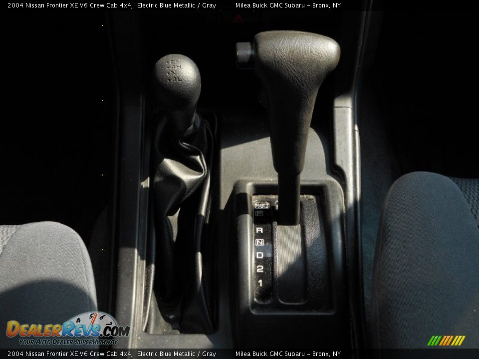 2004 Nissan Frontier XE V6 Crew Cab 4x4 Electric Blue Metallic / Gray Photo #13
