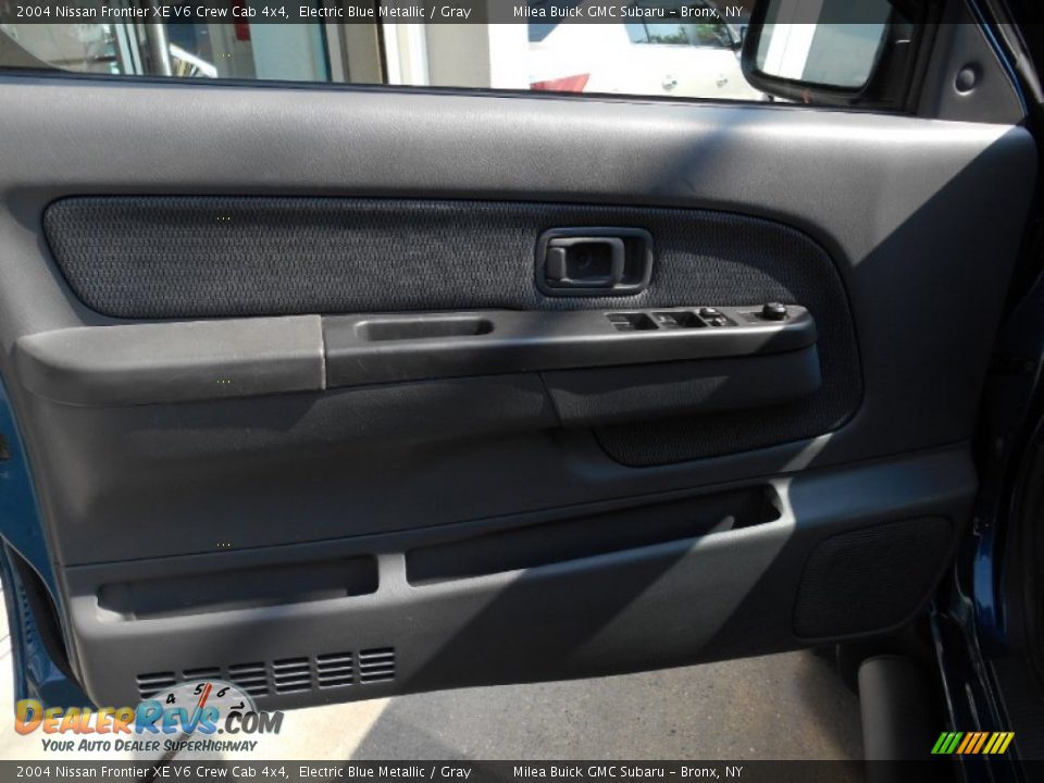 2004 Nissan Frontier XE V6 Crew Cab 4x4 Electric Blue Metallic / Gray Photo #14