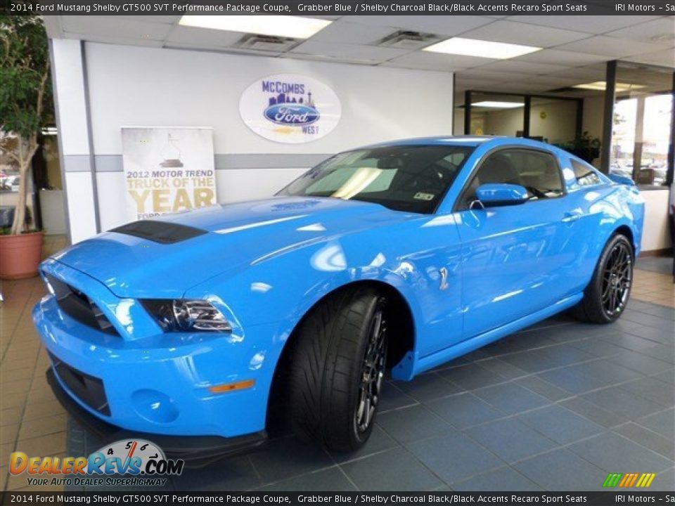 Front 3/4 View of 2014 Ford Mustang Shelby GT500 SVT Performance Package Coupe Photo #1