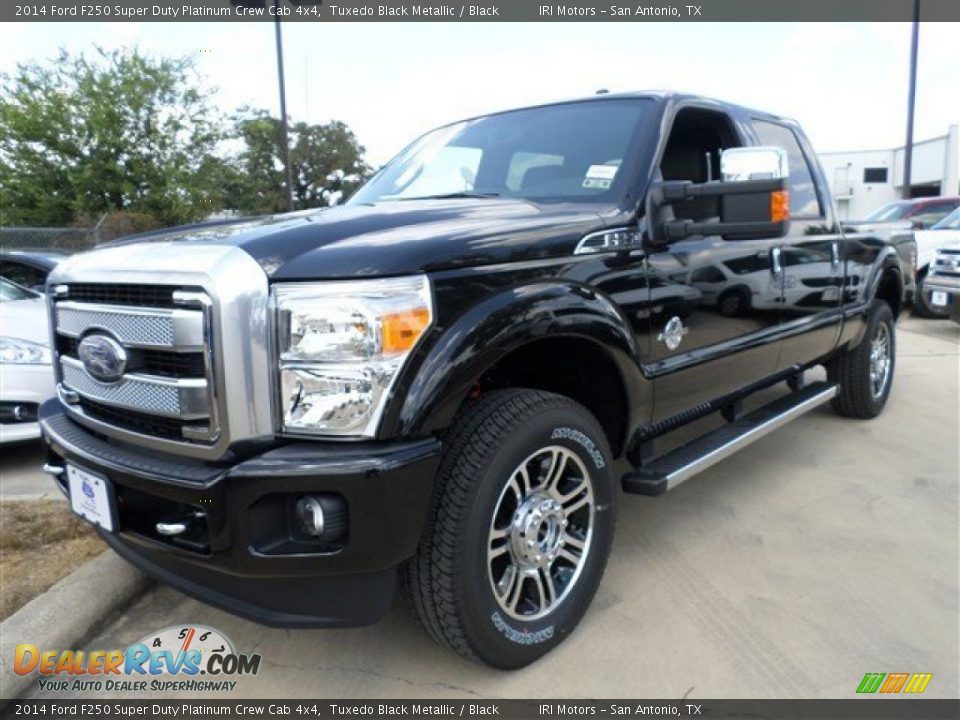 2014 Ford F250 Super Duty Platinum Crew Cab 4x4 Tuxedo Black Metallic / Black Photo #1