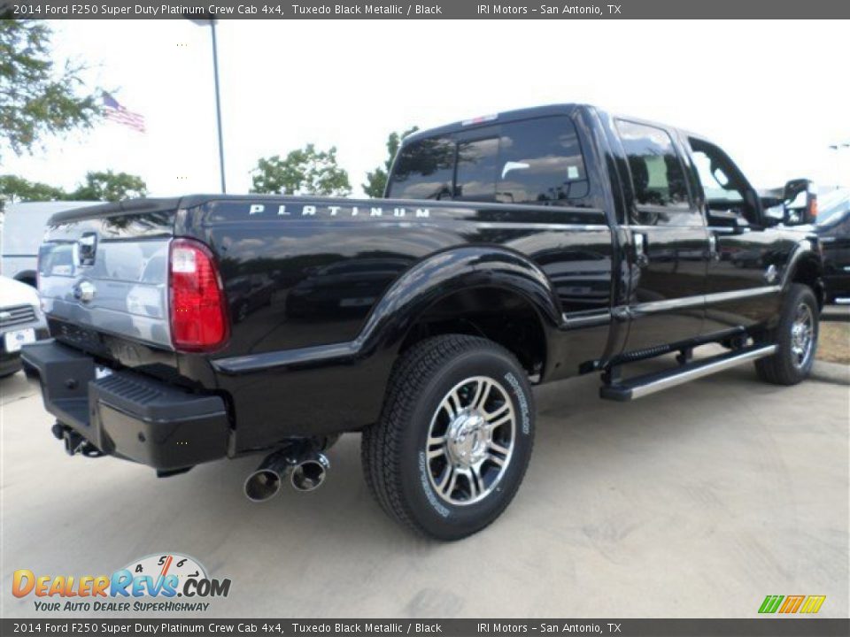 2014 Ford F250 Super Duty Platinum Crew Cab 4x4 Tuxedo Black Metallic / Black Photo #5