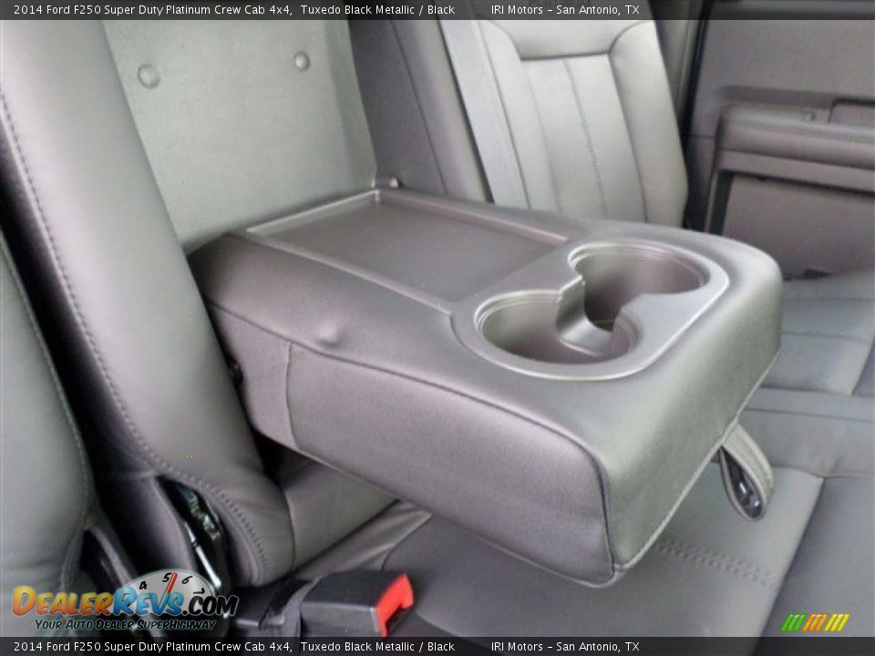 2014 Ford F250 Super Duty Platinum Crew Cab 4x4 Tuxedo Black Metallic / Black Photo #16