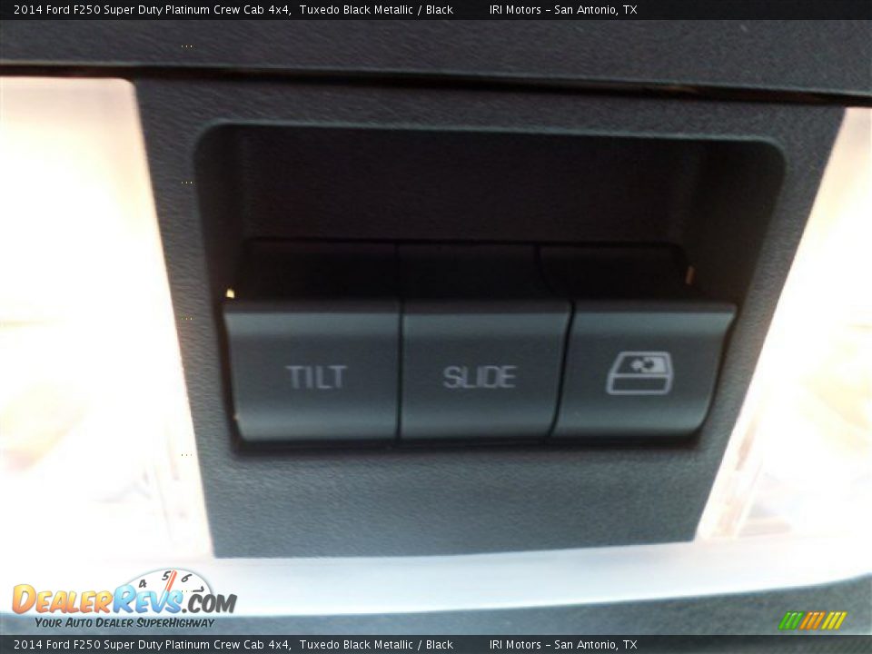 2014 Ford F250 Super Duty Platinum Crew Cab 4x4 Tuxedo Black Metallic / Black Photo #25
