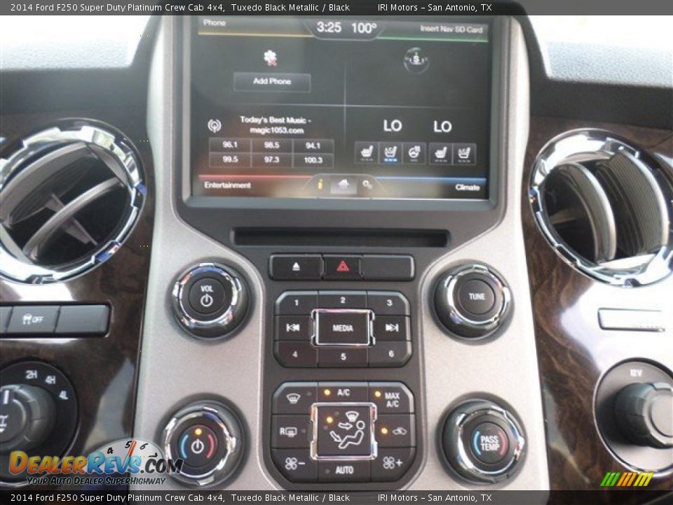 2014 Ford F250 Super Duty Platinum Crew Cab 4x4 Tuxedo Black Metallic / Black Photo #26
