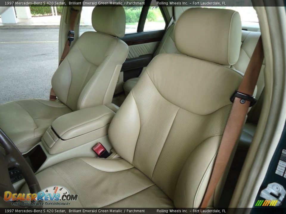 Front Seat of 1997 Mercedes-Benz S 420 Sedan Photo #14