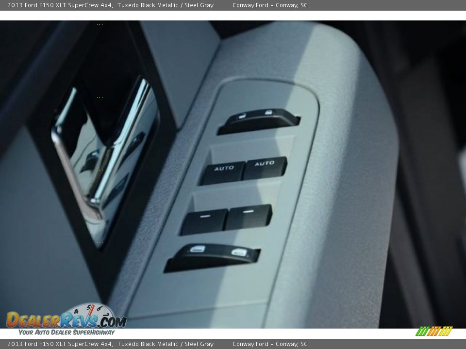2013 Ford F150 XLT SuperCrew 4x4 Tuxedo Black Metallic / Steel Gray Photo #18