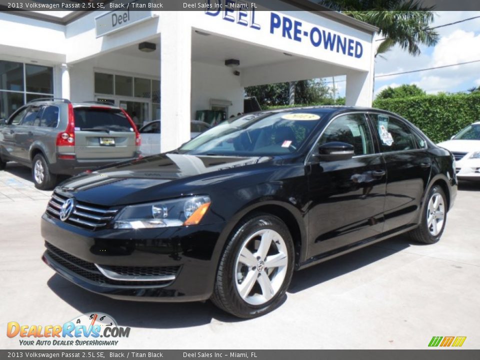 2013 Volkswagen Passat 2.5L SE Black / Titan Black Photo #1
