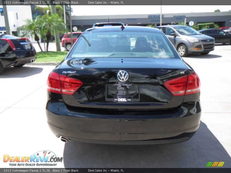 2013 Volkswagen Passat 2.5L SE Black / Titan Black Photo #4