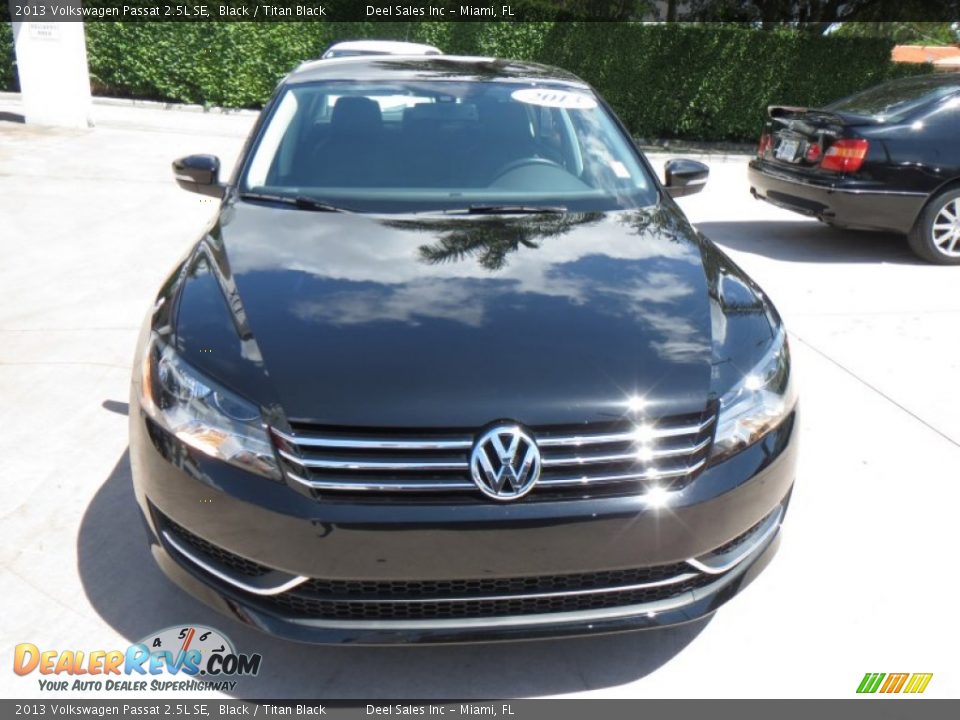 2013 Volkswagen Passat 2.5L SE Black / Titan Black Photo #8