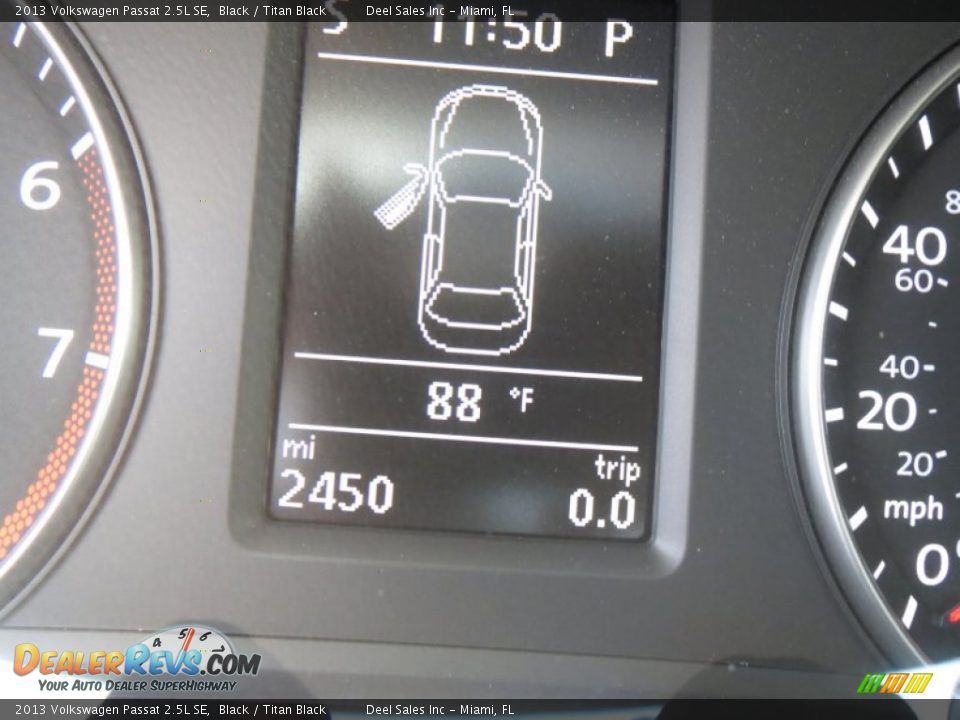 2013 Volkswagen Passat 2.5L SE Black / Titan Black Photo #15