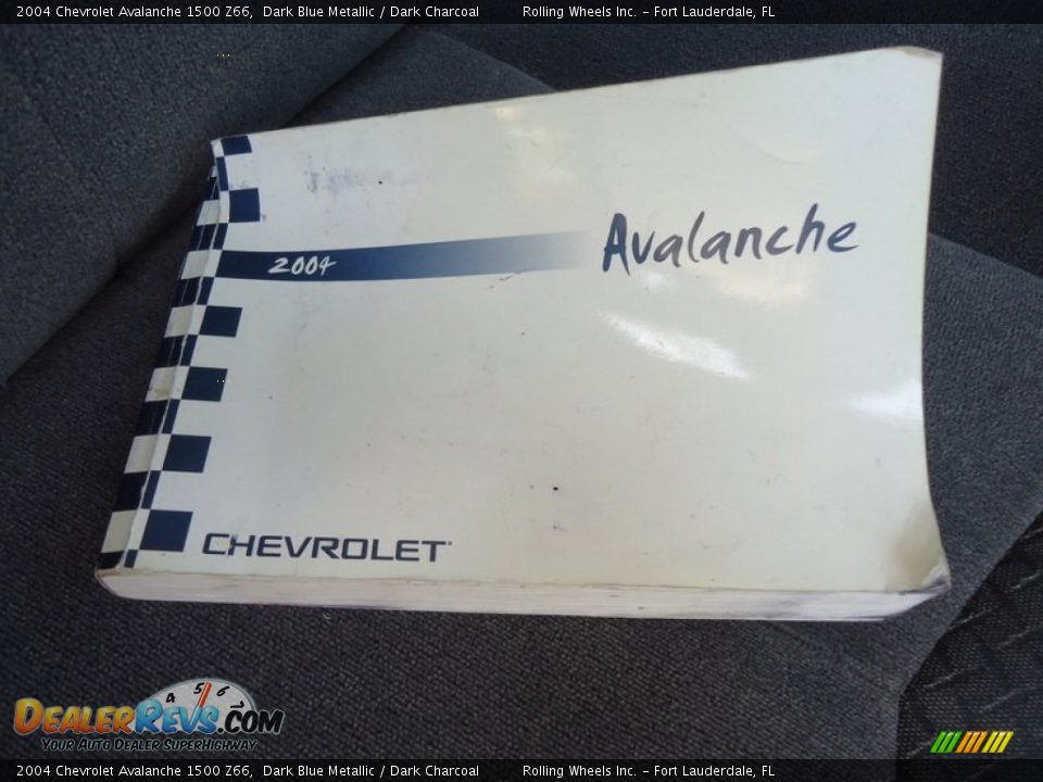 2004 Chevrolet Avalanche 1500 Z66 Dark Blue Metallic / Dark Charcoal Photo #12