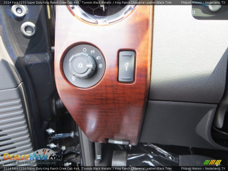 2014 Ford F250 Super Duty King Ranch Crew Cab 4x4 Tuxedo Black Metallic / King Ranch Chaparral Leather/Black Trim Photo #24