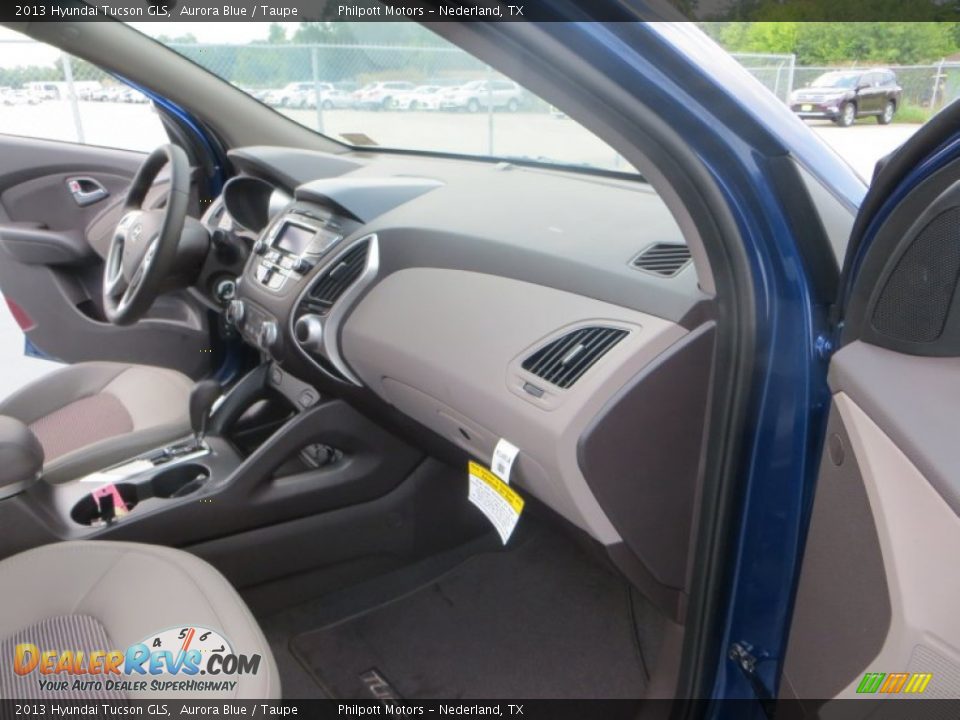 2013 Hyundai Tucson GLS Aurora Blue / Taupe Photo #17
