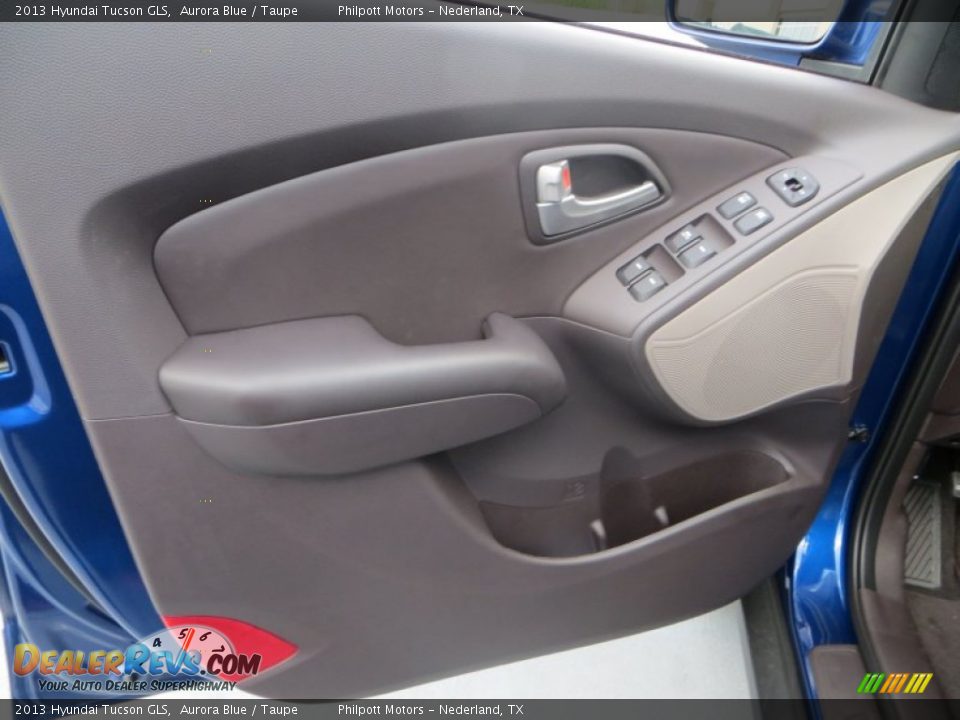 2013 Hyundai Tucson GLS Aurora Blue / Taupe Photo #20