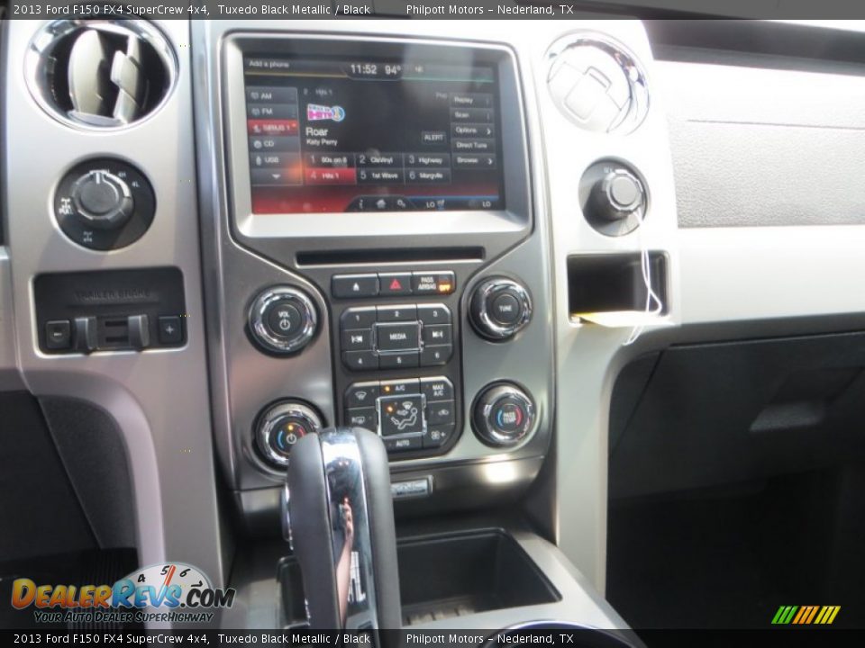 2013 Ford F150 FX4 SuperCrew 4x4 Tuxedo Black Metallic / Black Photo #26