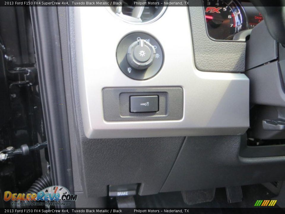 2013 Ford F150 FX4 SuperCrew 4x4 Tuxedo Black Metallic / Black Photo #30
