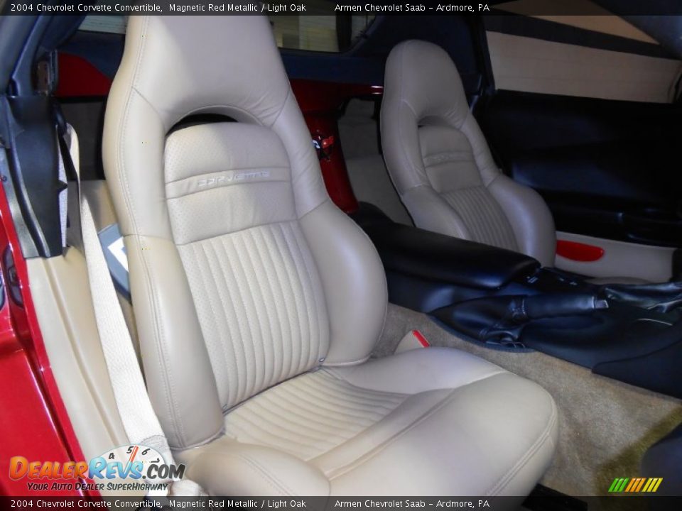 2004 Chevrolet Corvette Convertible Magnetic Red Metallic / Light Oak Photo #13