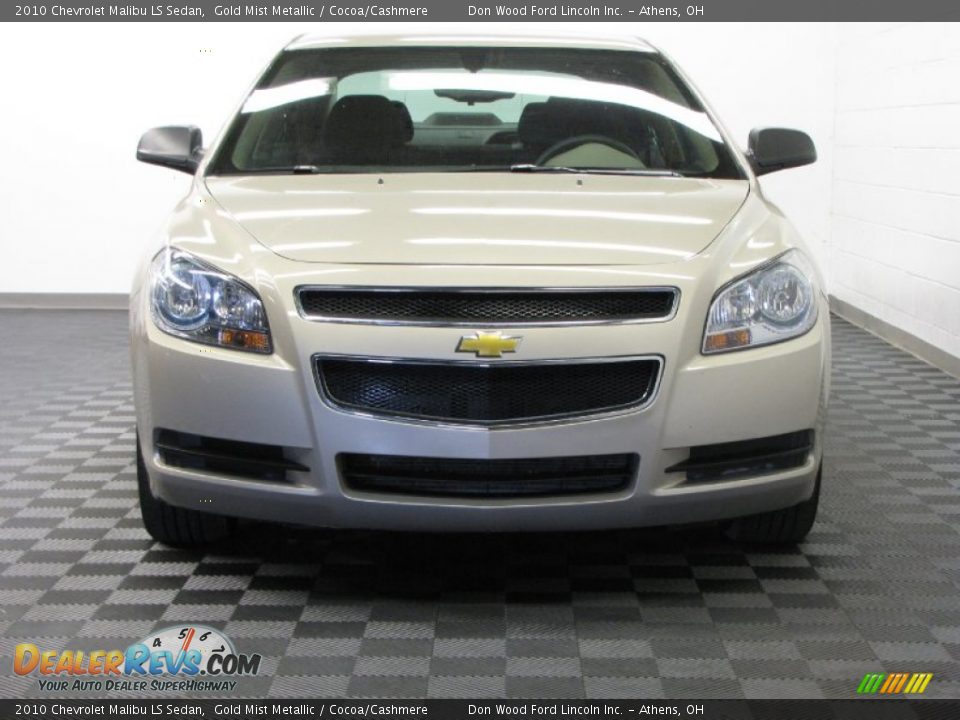 2010 Chevrolet Malibu LS Sedan Gold Mist Metallic / Cocoa/Cashmere Photo #2