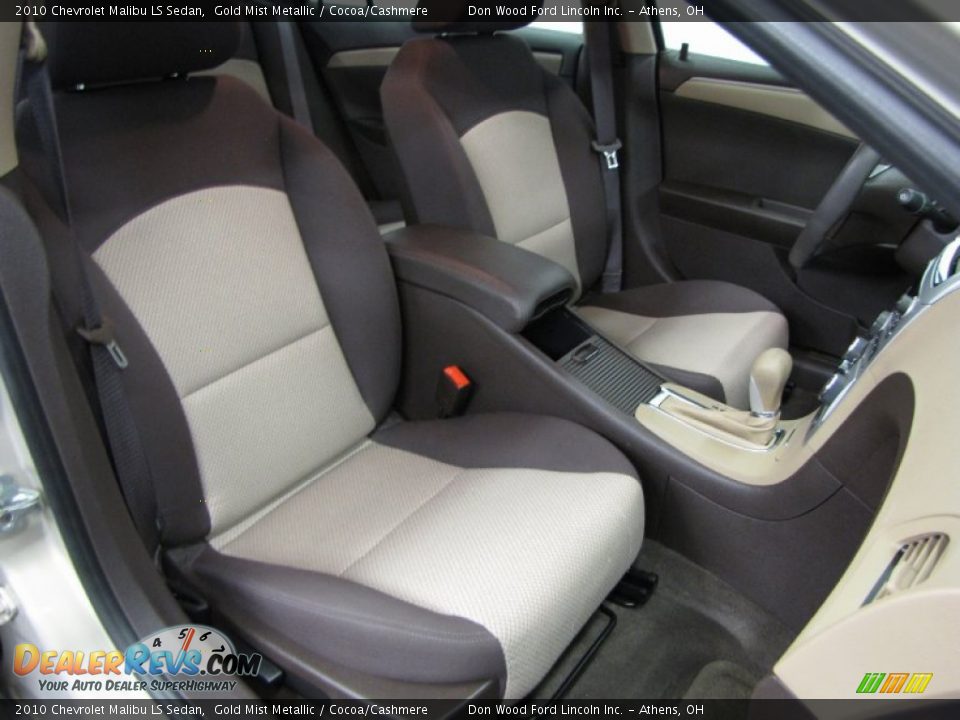 2010 Chevrolet Malibu LS Sedan Gold Mist Metallic / Cocoa/Cashmere Photo #9