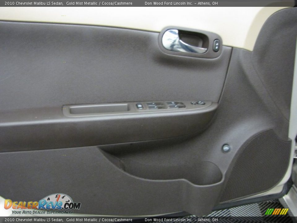 2010 Chevrolet Malibu LS Sedan Gold Mist Metallic / Cocoa/Cashmere Photo #10