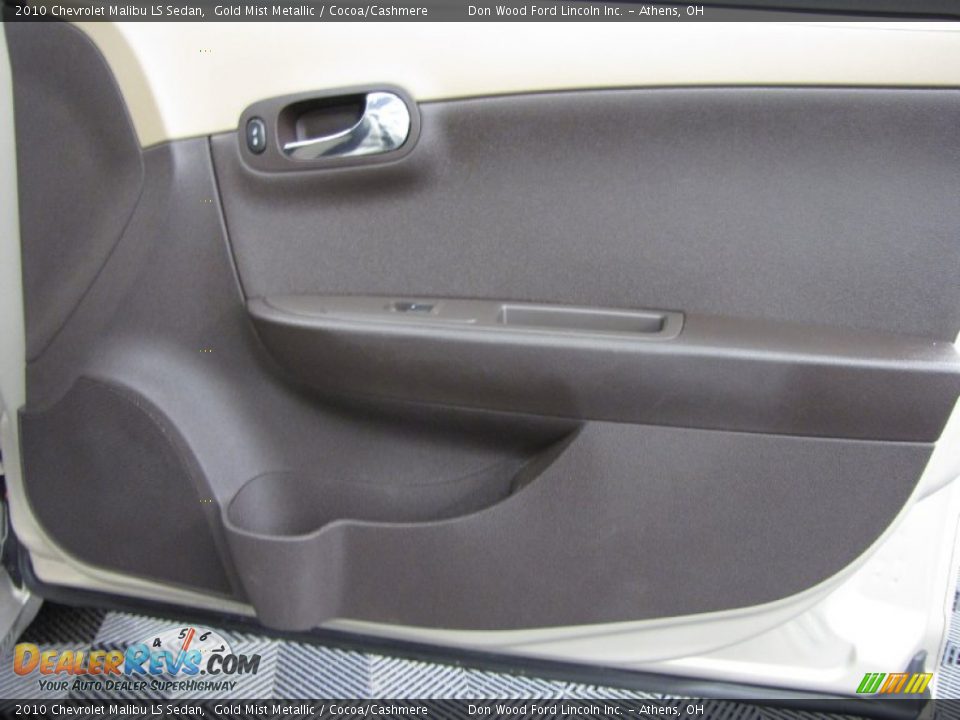 2010 Chevrolet Malibu LS Sedan Gold Mist Metallic / Cocoa/Cashmere Photo #14