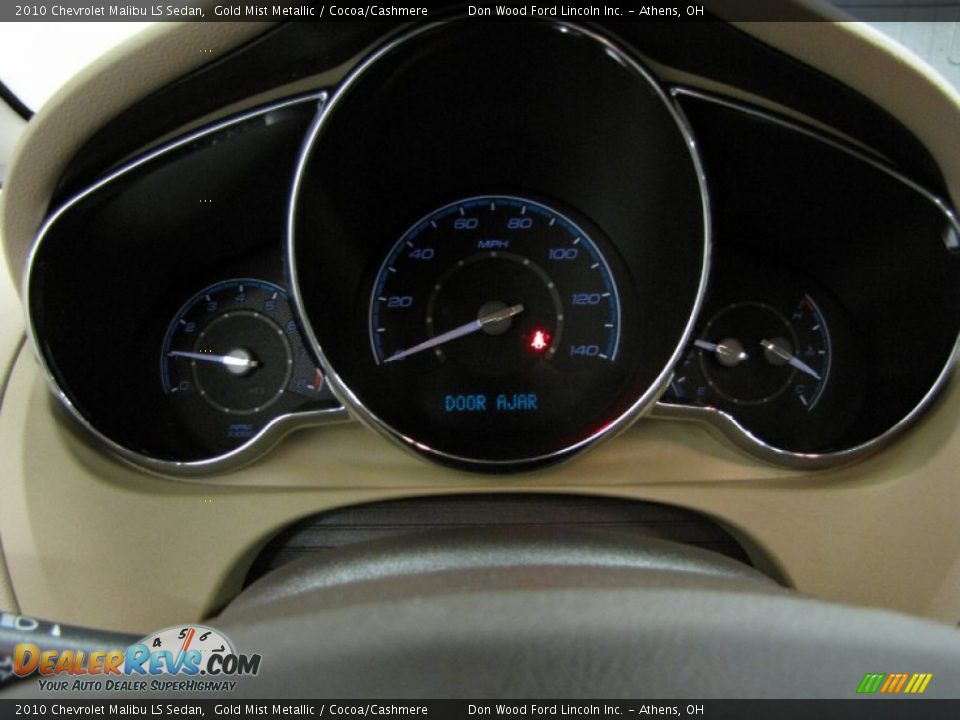 2010 Chevrolet Malibu LS Sedan Gold Mist Metallic / Cocoa/Cashmere Photo #20