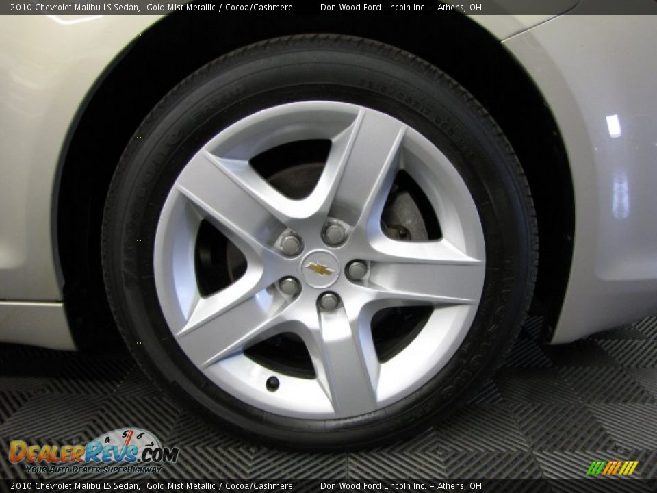 2010 Chevrolet Malibu LS Sedan Gold Mist Metallic / Cocoa/Cashmere Photo #27