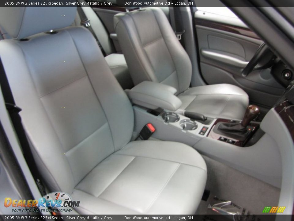 2005 BMW 3 Series 325xi Sedan Silver Grey Metallic / Grey Photo #8