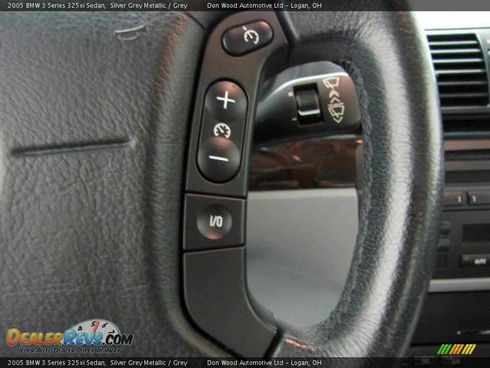 2005 BMW 3 Series 325xi Sedan Silver Grey Metallic / Grey Photo #16