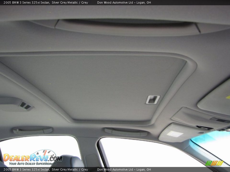 2005 BMW 3 Series 325xi Sedan Silver Grey Metallic / Grey Photo #23