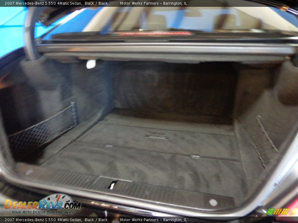 2007 Mercedes-Benz S 550 4Matic Sedan Black / Black Photo #29
