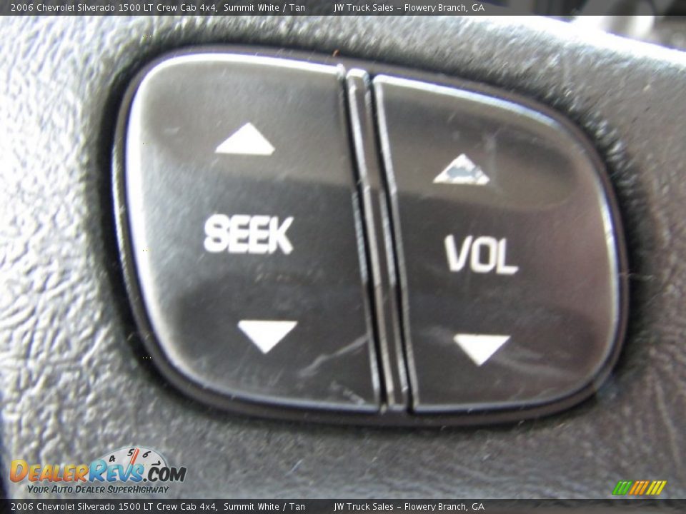 2006 Chevrolet Silverado 1500 LT Crew Cab 4x4 Summit White / Tan Photo #26