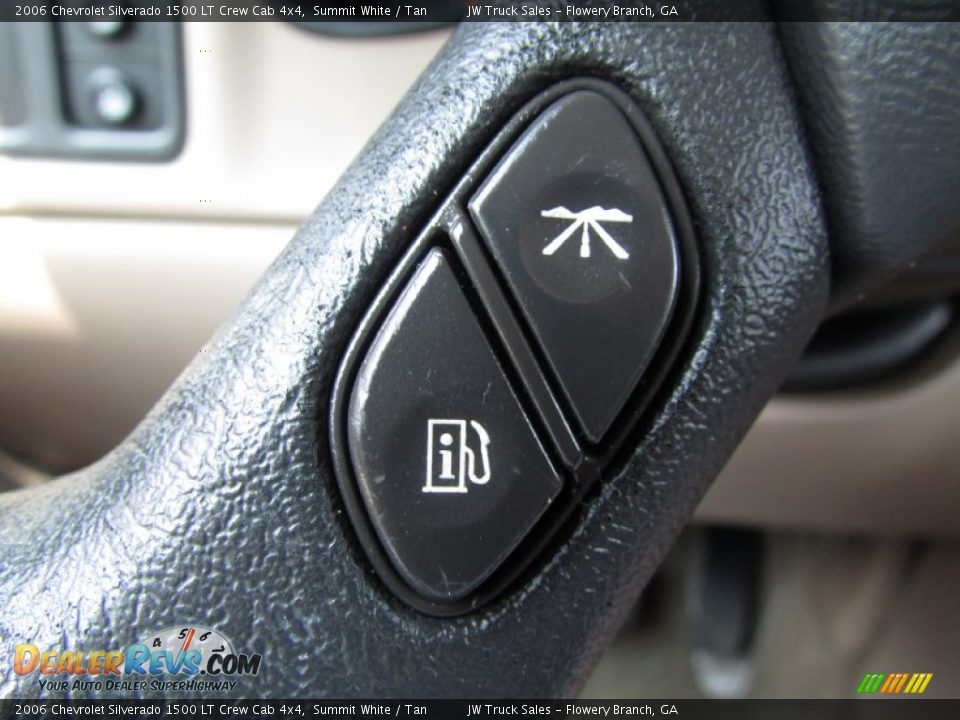 2006 Chevrolet Silverado 1500 LT Crew Cab 4x4 Summit White / Tan Photo #27