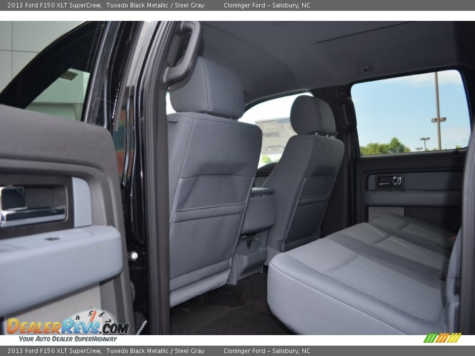 2013 Ford F150 XLT SuperCrew Tuxedo Black Metallic / Steel Gray Photo #7