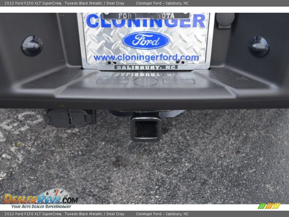 2013 Ford F150 XLT SuperCrew Tuxedo Black Metallic / Steel Gray Photo #10